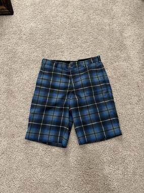 NIKE Golf Men's Dri-Fit Shorts Blue Plaid Size 34/ 12" inseam